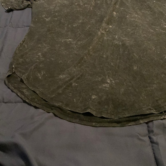 Torrid Tee - Picture 3 of 3